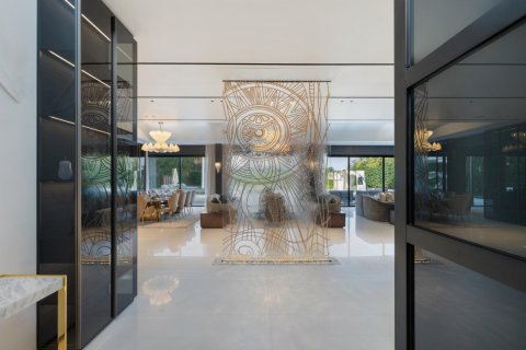 Duplex in Dubai 6 bedrooms, 929 sq.m. № 102281 - photo 22