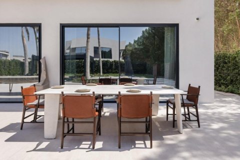 Duplex in Dubai 6 bedrooms, 929 sq.m. № 102281 - photo 7