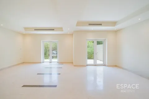Maison de ville à Al Furjan, Dubai, 3 chambres, 301 m², № 122269