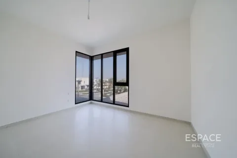 Townhouse in Jebel Ali, Dubai 4 bedrooms, 286 sq.m. № 122263 - photo 14