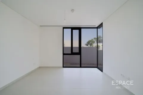 Townhouse in Jebel Ali, Dubai 4 bedrooms, 286 sq.m. № 122263 - photo 15