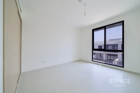 Townhouse in Jebel Ali, Dubai 4 bedrooms, 286 sq.m. № 122264 - photo 4