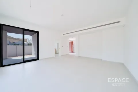 Townhouse in Jebel Ali, Dubai 4 bedrooms, 286 sq.m. № 122264 - photo 13