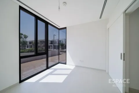 Townhouse in Jebel Ali, Dubai 4 bedrooms, 286 sq.m. № 122264 - photo 9
