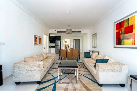 Снять в аренду квартиру в Capital Bay, Бизнес-Бэй, Дубай: 2 спальни, 126м², № 132739 - фото 2