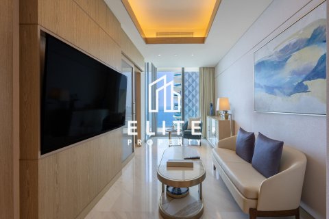 Apartment in Jumeirah Beach Residence, Dubai 1 bedroom, 73 sq.m. № 137399