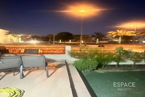 Villa in Al Furjan, Dubai 3 bedrooms, 262 sq.m. № 122650