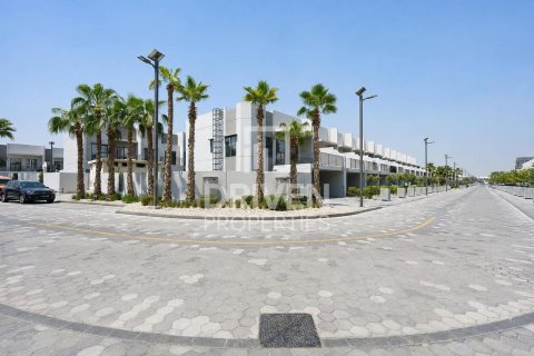 Townhouse in Mohammed Bin Rashid City, Dubai 4 bedrooms, 331.39 sq.m. № 140276 - photo 22