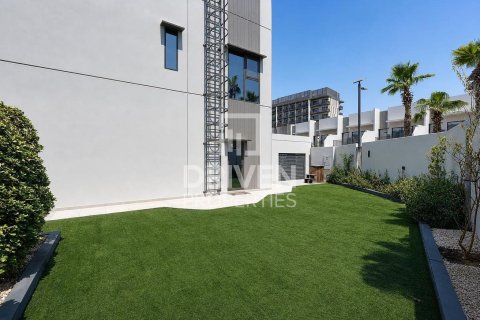 Townhouse in Mohammed Bin Rashid City, Dubai 4 bedrooms, 331.39 sq.m. № 140276 - photo 20