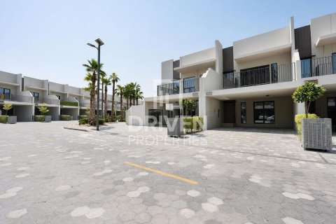 Townhouse in Mohammed Bin Rashid City, Dubai 4 bedrooms, 331.39 sq.m. № 140276 - photo 23