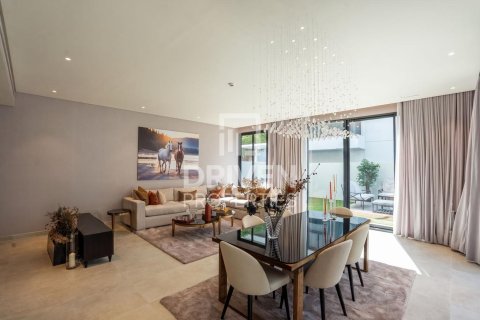Villa in Dubai 3 bedrooms, 281.59 sq.m. № 140828 - photo 5