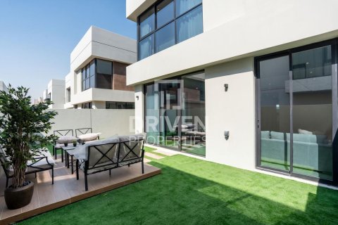 Villa in Dubai 3 bedrooms, 281.59 sq.m. № 140828 - photo 25
