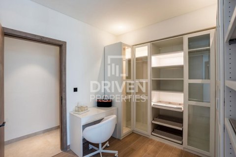 Villa in Dubai 3 bedrooms, 281.59 sq.m. № 140828 - photo 19