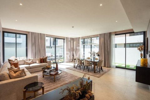 Villa in Dubai 3 bedrooms, 281.59 sq.m. № 140828 - photo 3