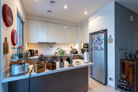 Villa à Dubai, 3 chambres, 181.46 m², № 52675 - photo 6