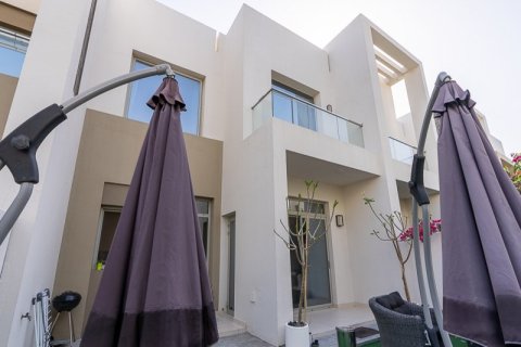 Villa à Dubai, 3 chambres, 181.46 m², № 52675 - photo 24