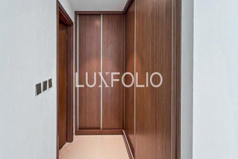 Apartment in EMAAR Beachfront, Dubai Harbour, Dubai 2 bedrooms, 112 sq.m. № 46013 - photo 10