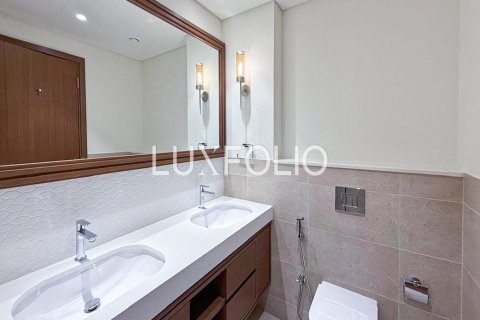 Apartment in EMAAR Beachfront, Dubai Harbour, Dubai 2 bedrooms, 112 sq.m. № 46013 - photo 12