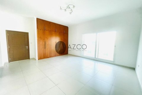 Снять в аренду виллу в Jumeirah 3, Джумейра, Дубай: 4 спальни, 371.6м², № 37622 - фото 8