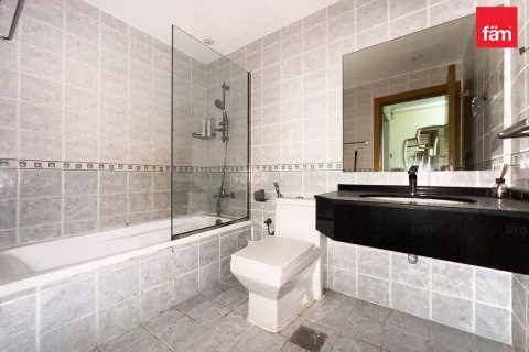 Apartment in Dubai 2 bedrooms, 122.1 sq.m. № 115117 - photo 19