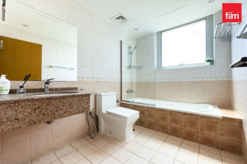 Apartment in Dubai 2 bedrooms, 122.1 sq.m. № 115117 - photo 18