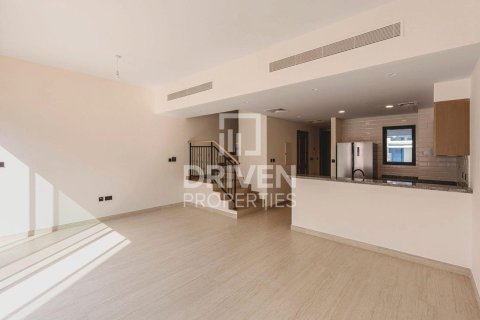 Maison de ville à Damac Lagoons, Dubai, 3 chambres, 144 m², № 128401 - photo 2