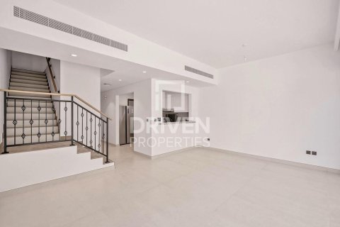 Townhouse in Damac Lagoons, Dubai 4 bedrooms, 155.43 sq.m. № 128402