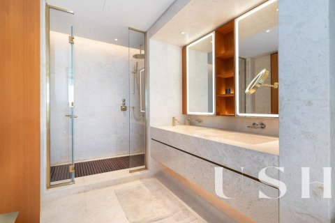 Apartment in Palm Jumeirah, Dubai 2 bedrooms, 157 sq.m. № 39621 - photo 11