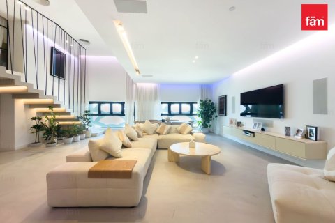 Apartment in Dubai 2 bedrooms, 171.2 sq.m. № 139722 - photo 3