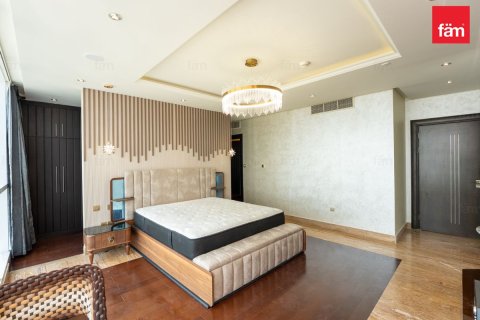 Penthouse in Dubai Marina, Dubai 4 bedrooms, 524.4 sq.m. № 139717 - photo 17
