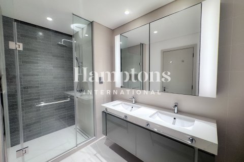 Apartamento en Dubai Harbour, Dubai, 2 dormitorios, 106.90998531 m², № 118426 - foto 7