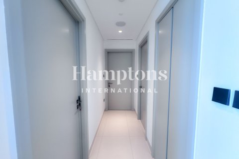 Apartamento en Dubai Harbour, Dubai, 2 dormitorios, 106.90998531 m², № 118426 - foto 11