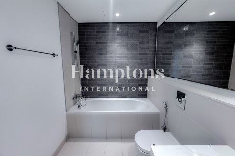 Apartamento en Dubai Harbour, Dubai, 2 dormitorios, 106.90998531 m², № 118426 - foto 6