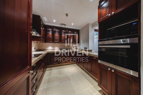Apartment in Downtown Dubai (Downtown Burj Dubai), Dubai 2 bedrooms, 124.03 sq.m. № 140853 - photo 10