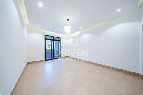 Apartment in Downtown Dubai (Downtown Burj Dubai), Dubai 2 bedrooms, 124.03 sq.m. № 140853 - photo 8