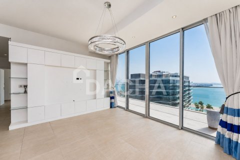 Apartment in The Crescent, Palm Jumeirah, Dubai 2 bedrooms, 104 sq.m. № 137984