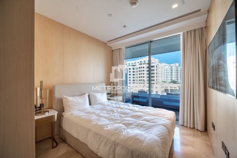 Снять в аренду квартиру в FIVE Palm Jumeirah, Пальма Джумейра, Дубай: 3 спальни, 216м², № 74155 - фото 8