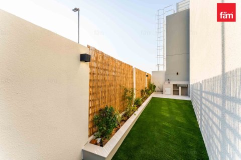 Maison de ville à Dubai, 2 chambres, 106.4 m², № 139471 - photo 4