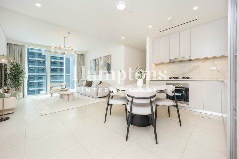 Квартира в Dubai Harbour, Дубай, 2 спальни, 111.298м², № 123992