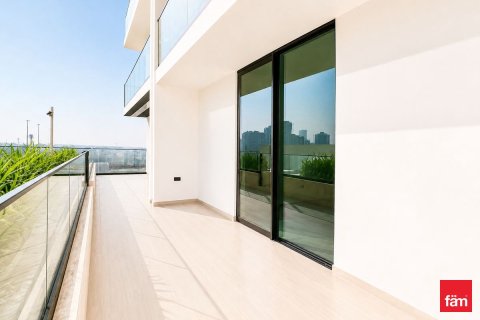 Appartement à Dubai, 2 chambres, 125.6 m², № 110877
