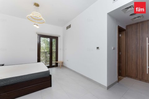 Adosado en Dubai, 4 dormitorios, 156 m², № 115010 - foto 13