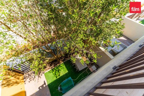 Adosado en Dubai, 4 dormitorios, 156 m², № 115010 - foto 12