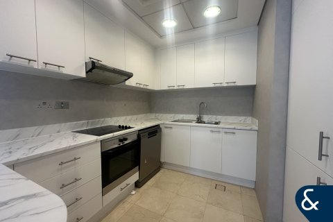 Apartment in DIFC, Dubai 2 bedrooms, 154 sq.m. № 75429 - photo 8