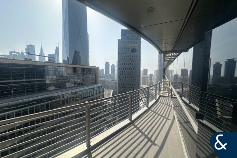 Apartment in DIFC, Dubai 2 bedrooms, 154 sq.m. № 75429 - photo 7