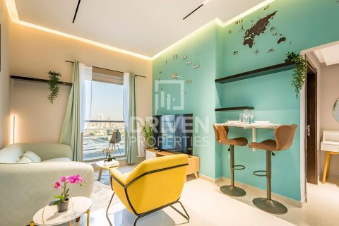 Квартира в Джумейра Лейк Тауэрс, Дубай, 1 спальня, 62.71м², № 143256