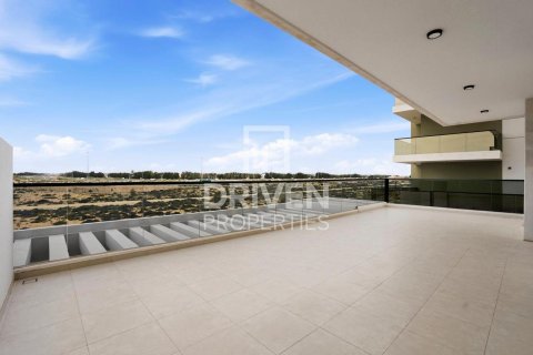 Снять в аренду квартиру в Liwan, Dubai Land, Дубай: 3 спальни, 153.94м², № 129956 - фото 3