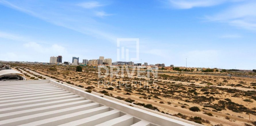 Квартира в Liwan, Dubai Land, Дубай, 3 спальни, 153.94м², № 129956