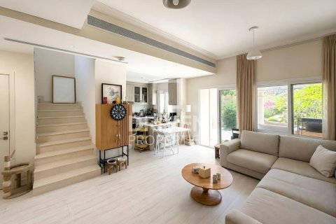Villa à Casa Dora, Serena, Dubai, 2 chambres, 172.52 m², № 142995