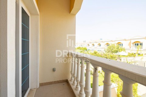 Maison de ville à District 12, Jumeirah Village Circle, Dubai, 1 chambre, 179.95 m², № 142998 - photo 12