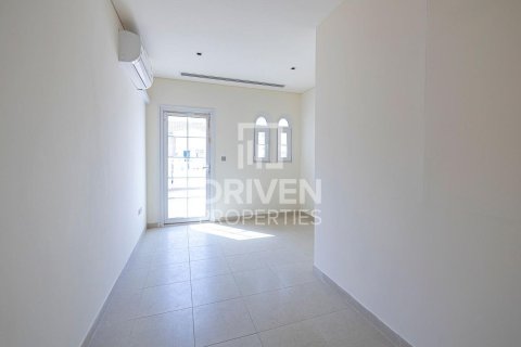 Maison de ville à District 12, Jumeirah Village Circle, Dubai, 1 chambre, 179.95 m², № 142998 - photo 7